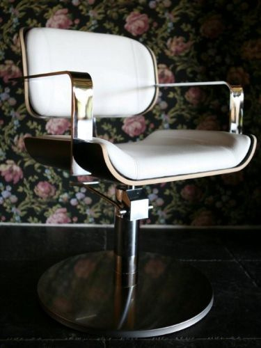.Fotel fryzjerski Capri